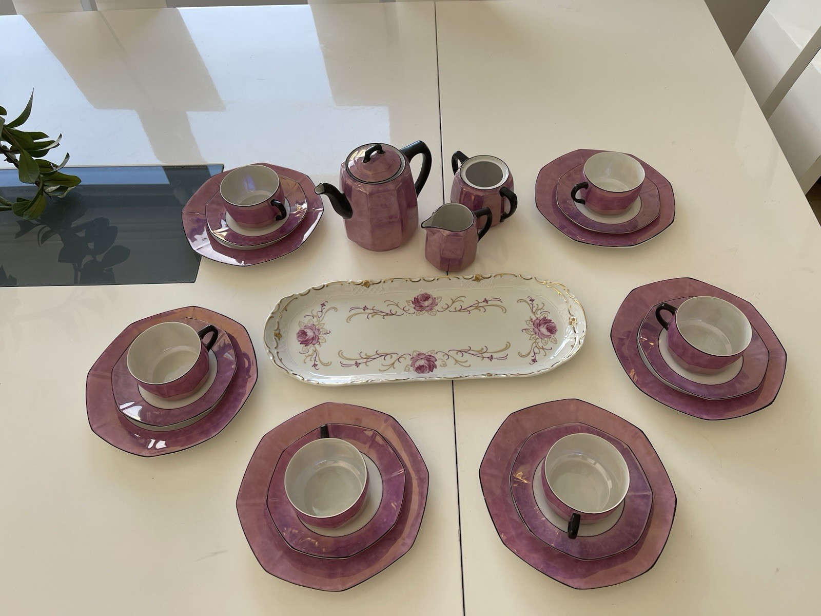 Weimar Porcelain Octagonal Shape 21Pc Mocca Set , Violet-See Details