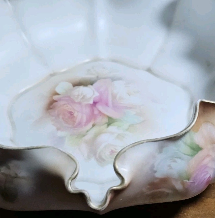 Antique RS Prussia Pink Rose 9″ Blown Out Bowl Exterior Painted Floral Gold