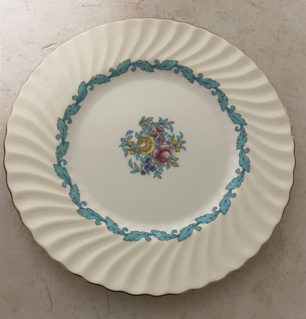Minton Ardmore Dinner Plate 10-5/8 in.