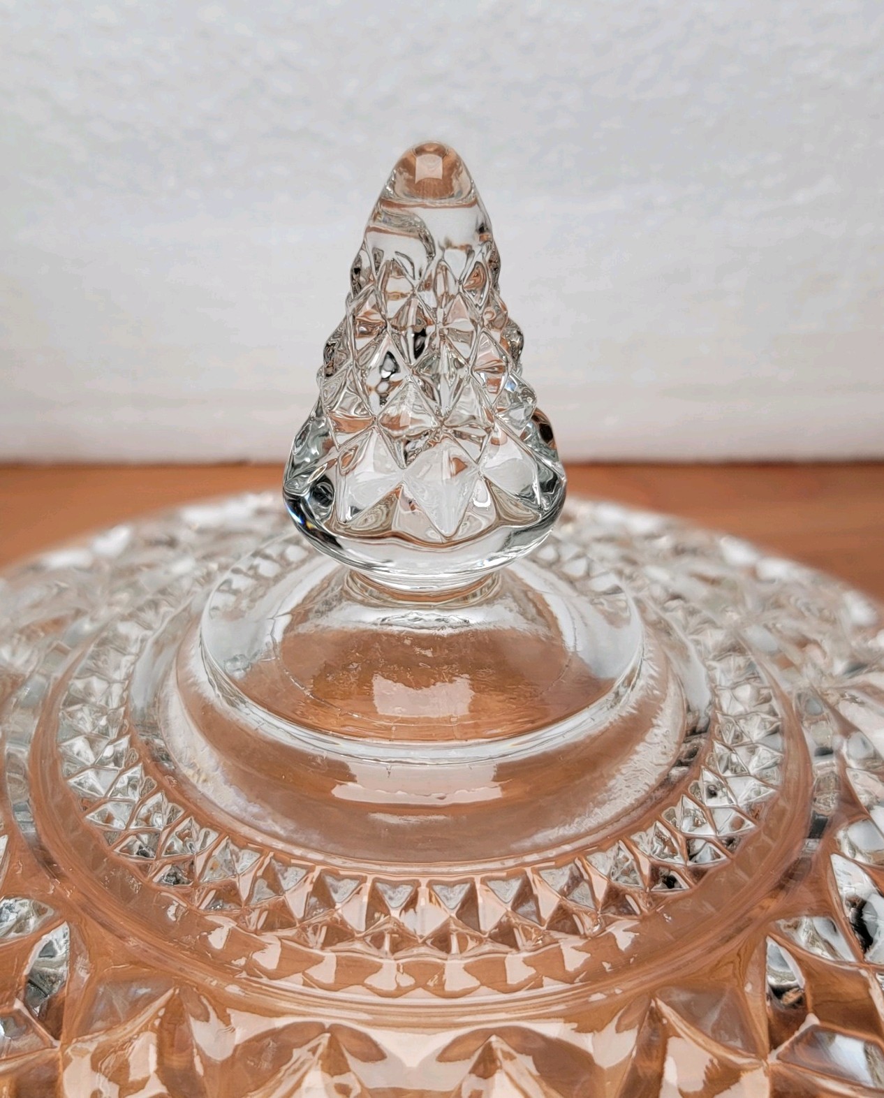 Anchor Hocking Wexford Covered Candy Dish Pedestal Crystal Glass w Lid 7.5 In