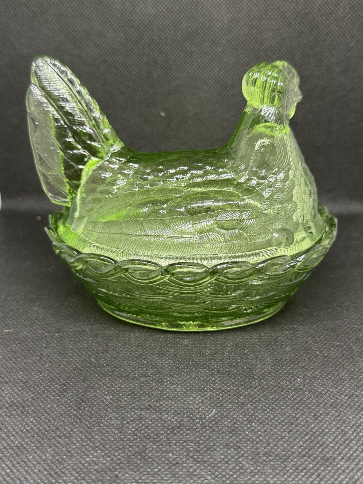 Vintage L E Smith Heavy Emerald Green Glass Hen On Nest Candy Dish MCM