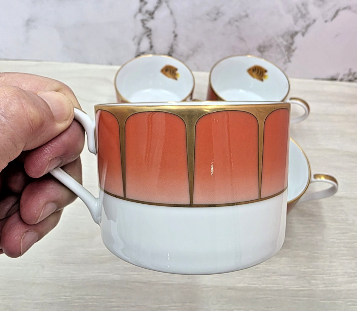 Lynn Chase Coral Seas, Set of 4 Tea Coffee Cups w Flat Bottoms, 24kt Gold Trim