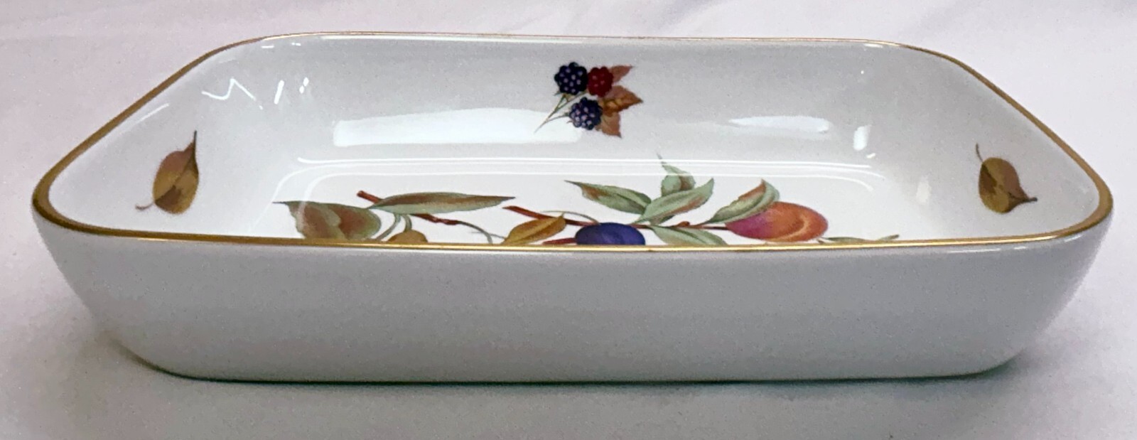 Royal Worcester Evesham Gold Round Oval Rectangular Bakers-Set of 3 Made England