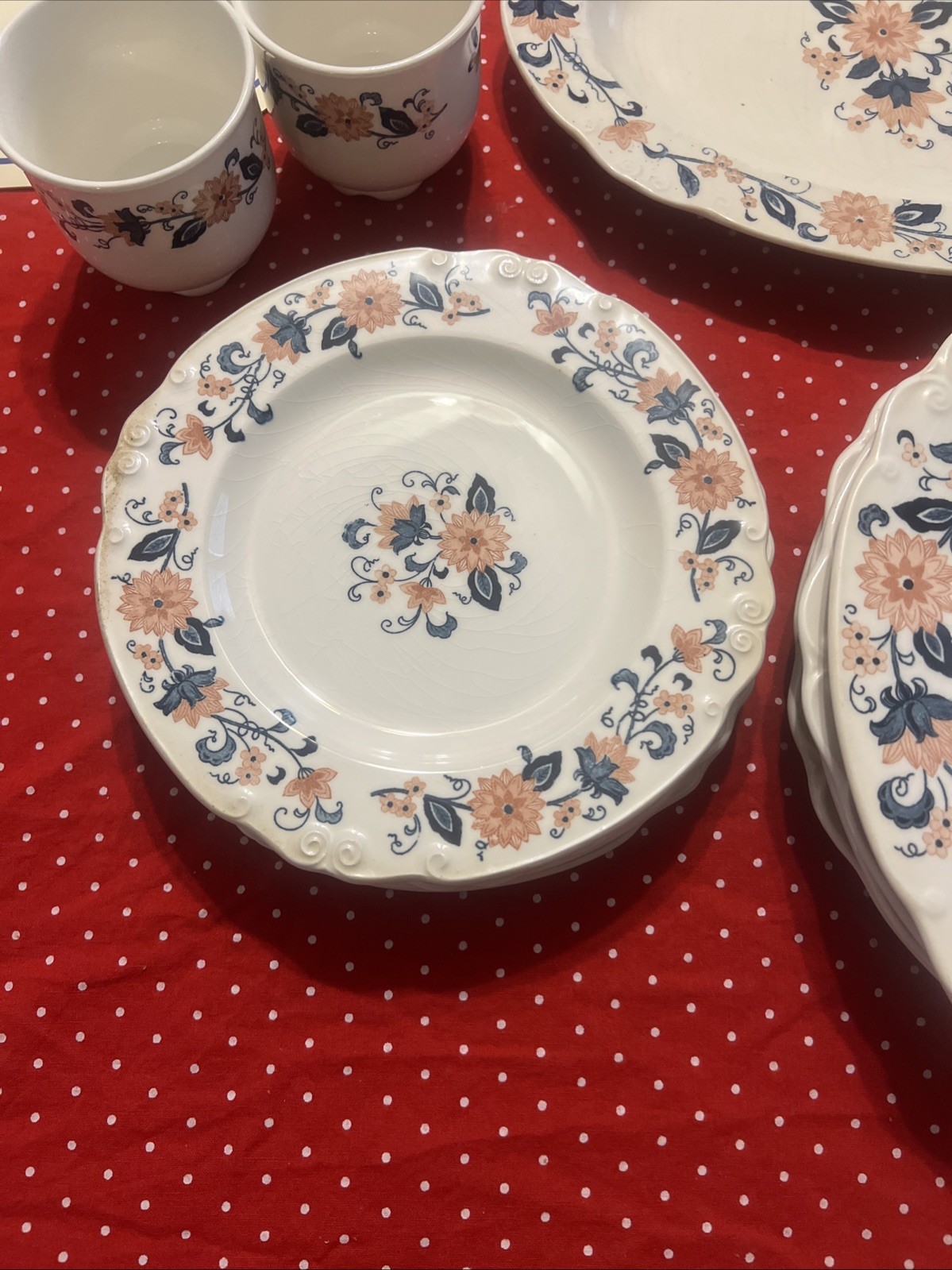 Vintage Nikko Japan Ironstone “Blue vineyard” Peach And Navy Floral Dinner 15 Pc
