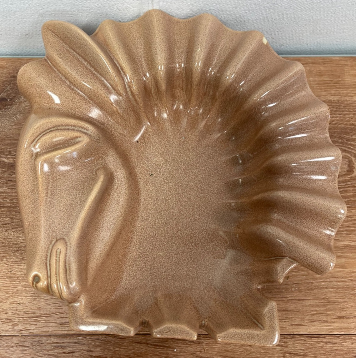 Red Wing Pottery Horsehead Ashtray Or Dish. No. M-1472 Light Brown Glaze