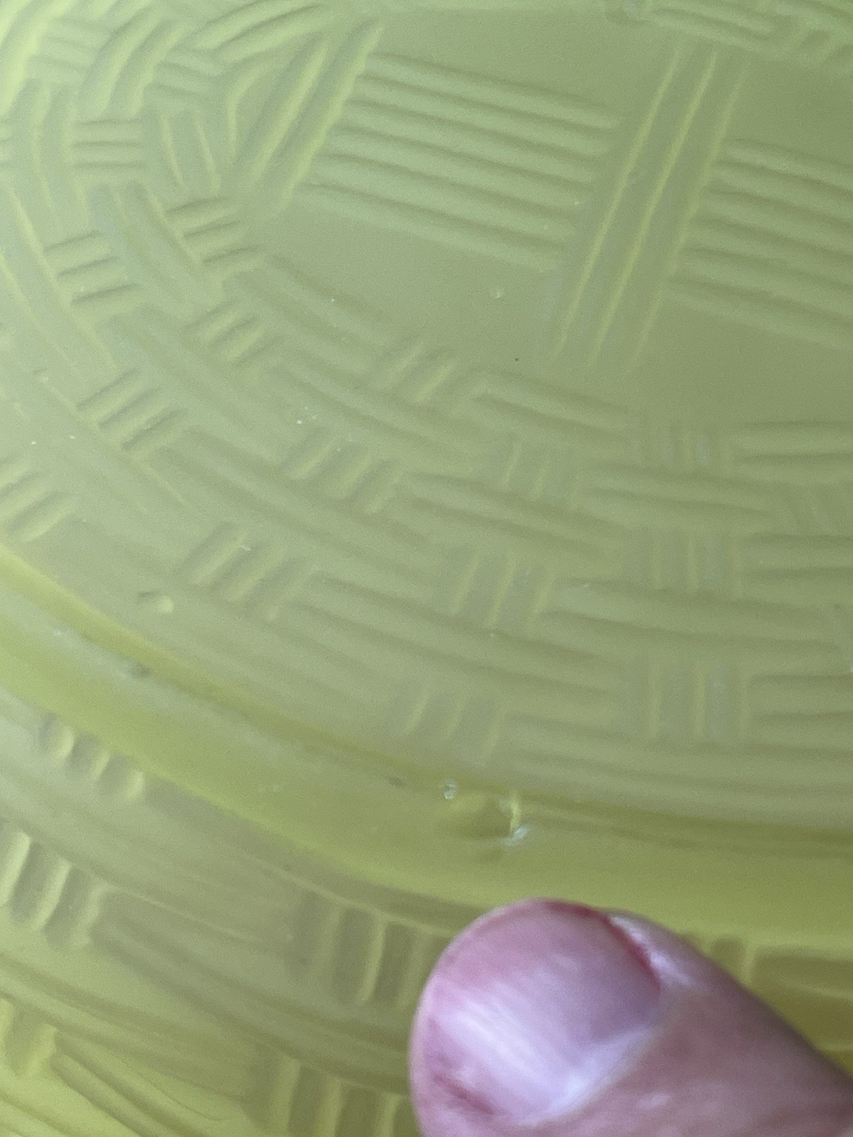HEN ON NEST 7″ YELLOW FROSTED VASELINE URANIUM GLASS Canary BASKET WEAVE BASE