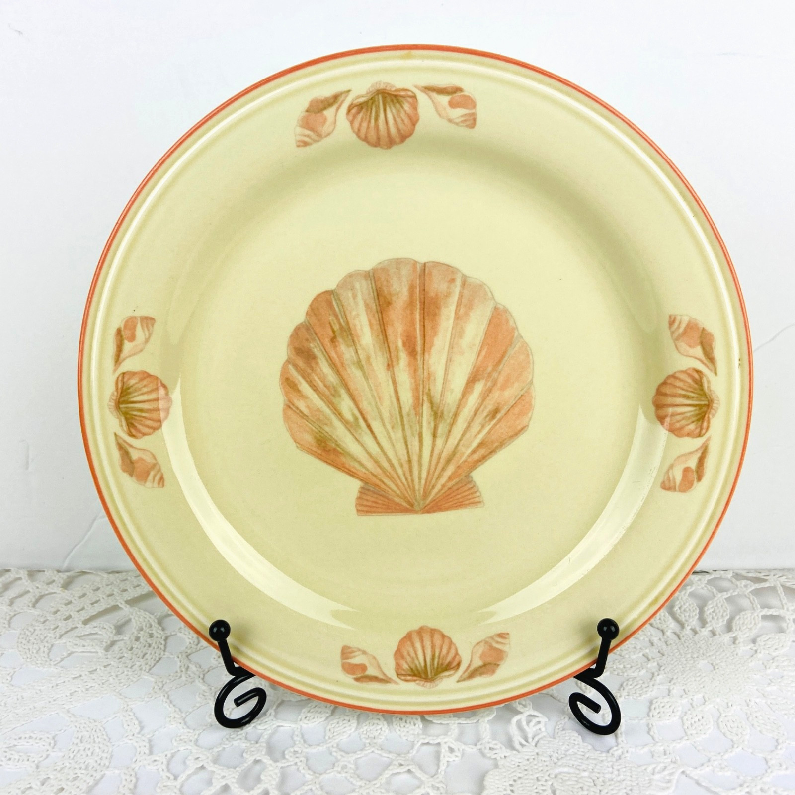 Sangostone Coquille Salad Plates Set of 4 Peach Shell Pattern 7.5 inches Vintage