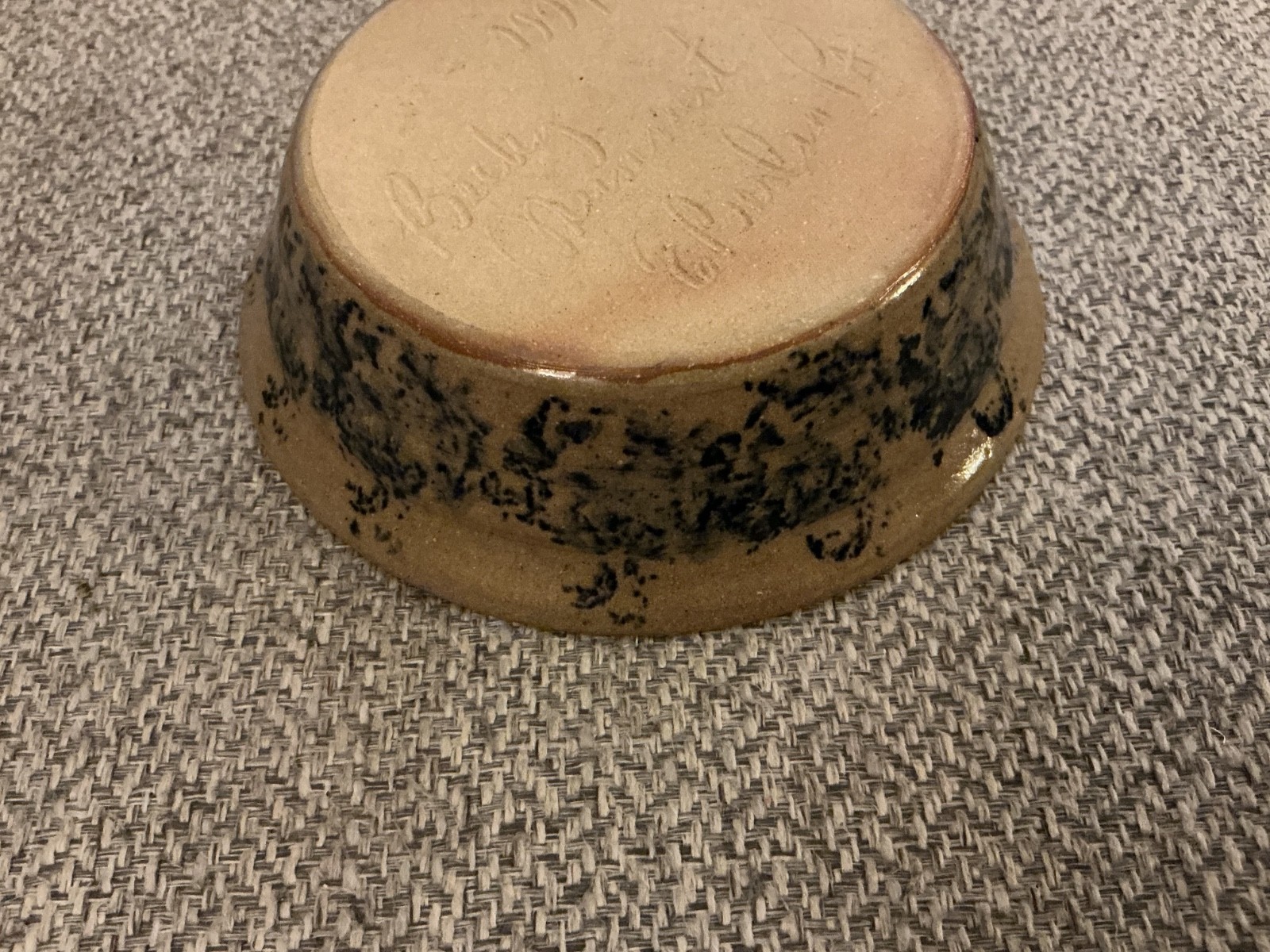 STONEWARE VINTAGE HANDMADE BOWL 1994 COW AND ALPHABET DESIGN-SIGNED