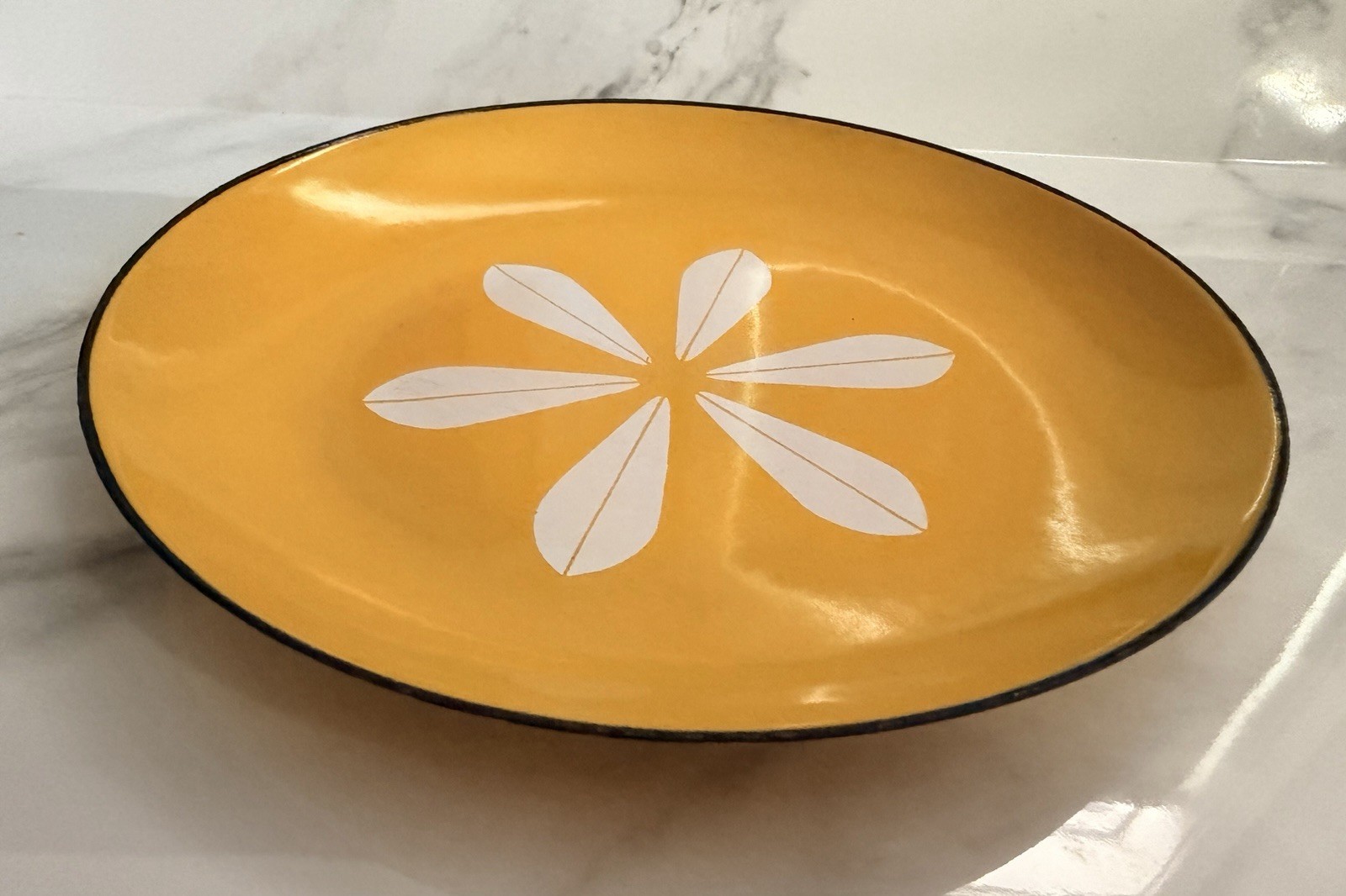 Cathrineholm white lotus salad plate sunshine yellow enamel 7.5 inches 7 1/2