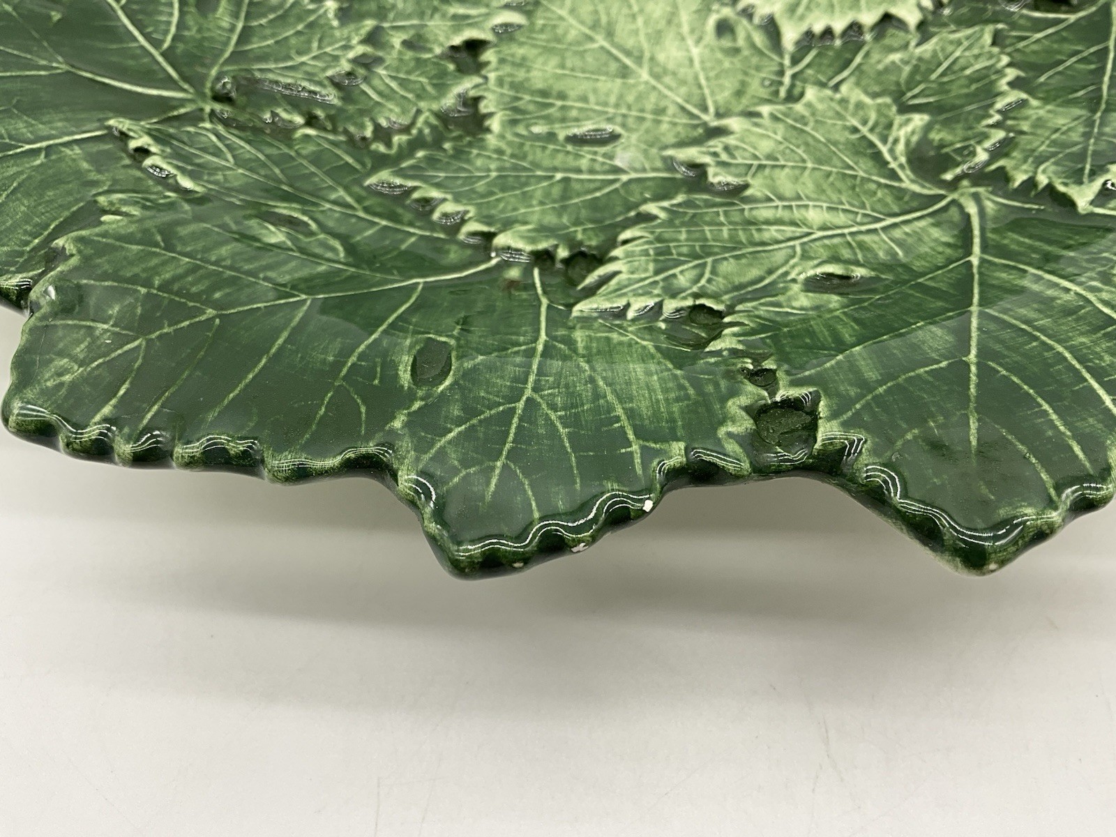 Bassano Italian Green 3D Serving or Centerpiece Bowl 10 1/2 inch Diameter