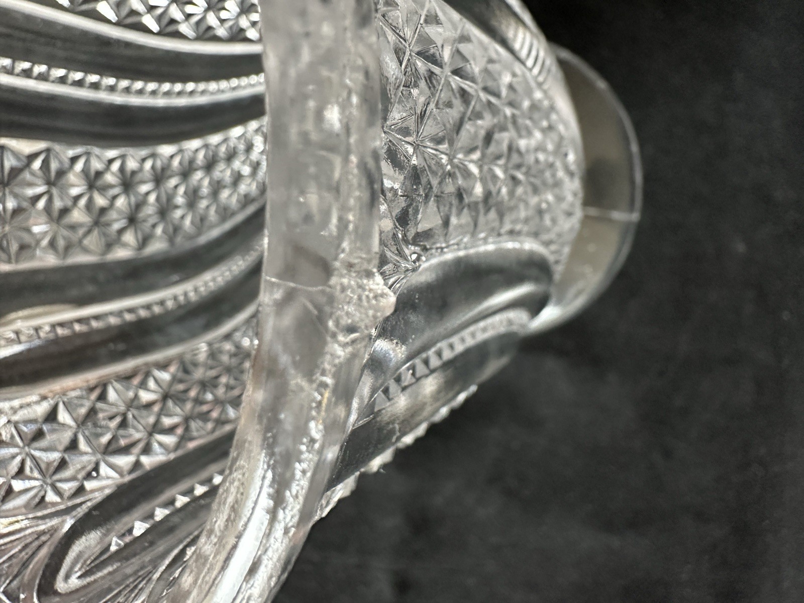 Antique McKee Glass Lidded Sugar Bowl EAPG Doric Swirled Feather Pattern c. 1896