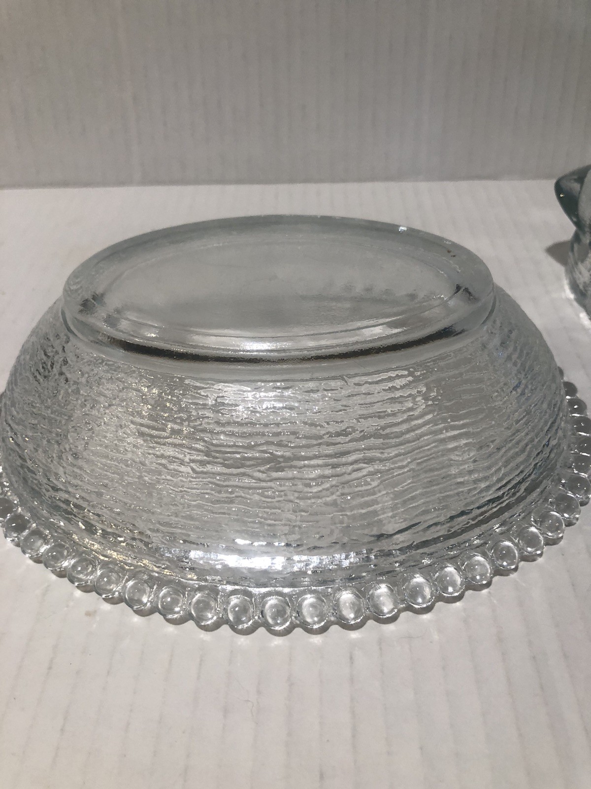 Vtg Indiana Glass “ Sleeping Cat On Nest” Covered Dish 7” Long