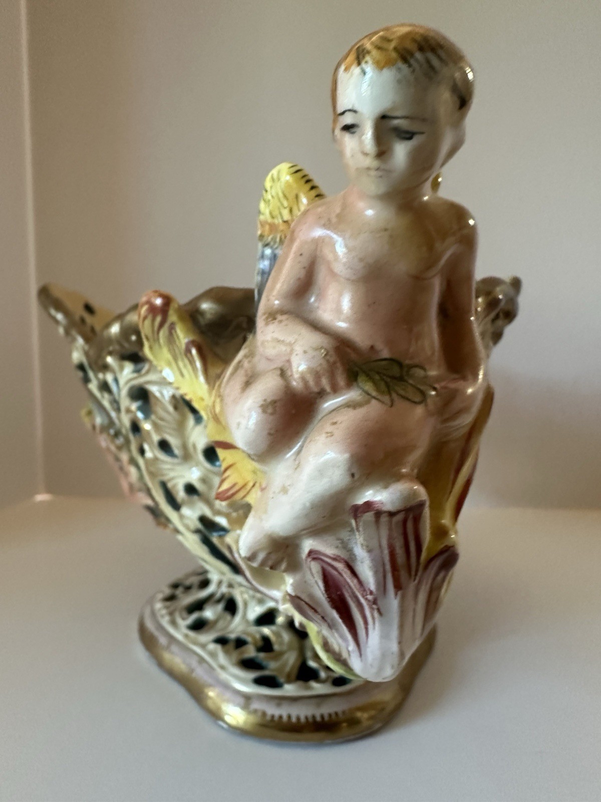 Capodimonte Center Piece Bowl. Hand-painted Ardalt Italy