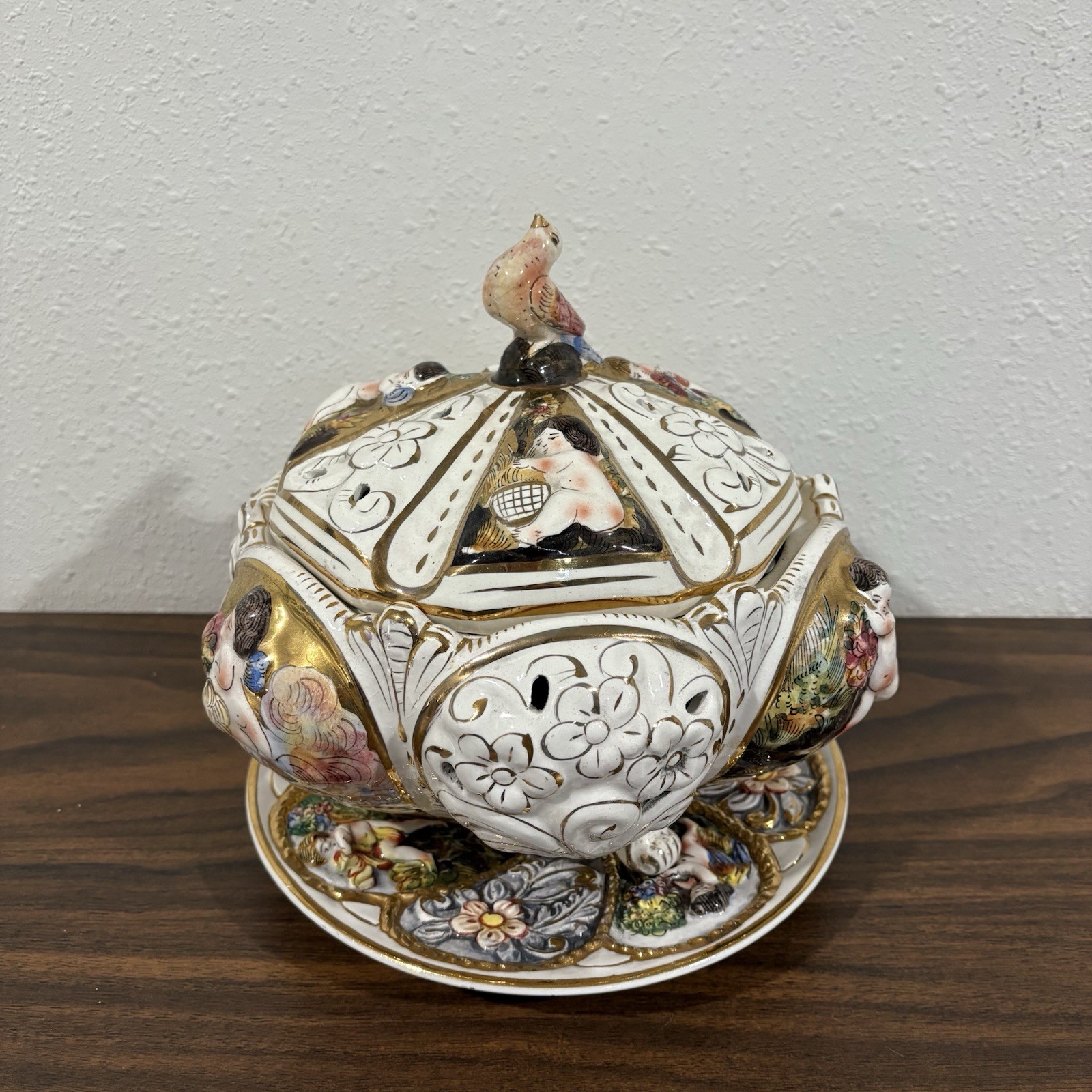 Capodimonte Porcelain Cherubs Candy Dish Bowl & Plate Lidded Footed 1366 Angels