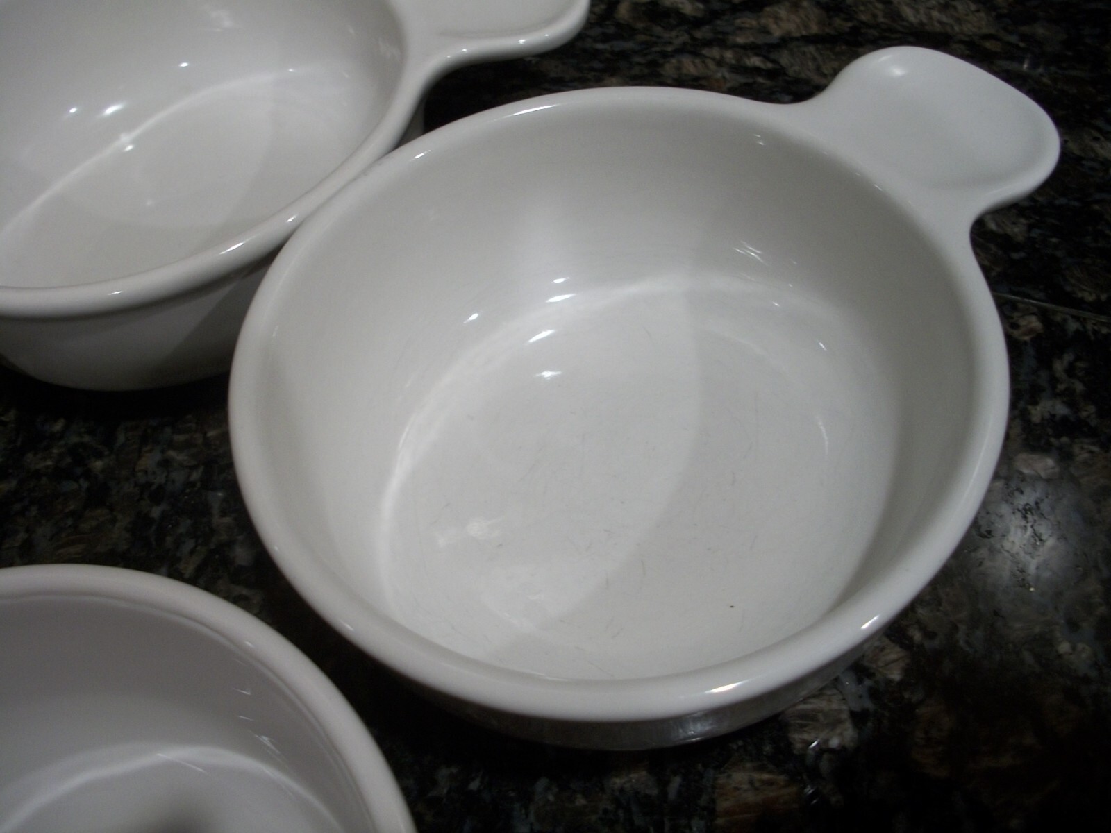 CORNING WARE 4 VTG WHITE GRAB IT BOWLS P-150-B WITH HANDLE 15 OZ. SOUP NO LIDS