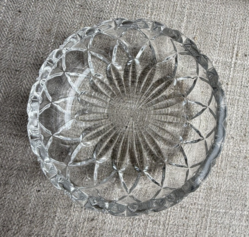 Hershey’s Kiss Clear Glass Trinket/Candy Dish with Lid