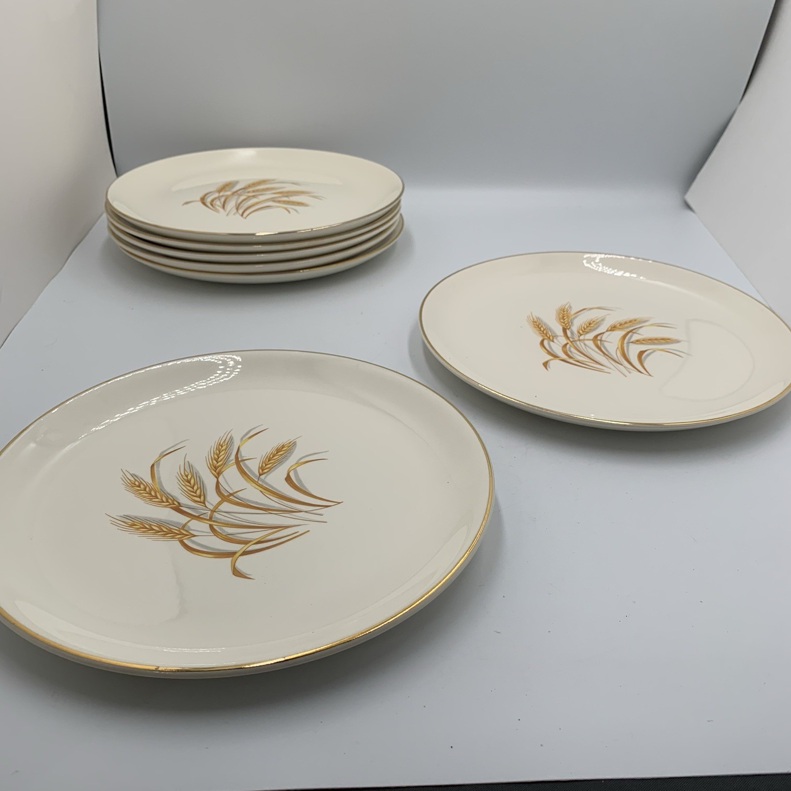 Vintage Homer Laughlin Golden Wheat 9″ Dinner Plates 22K Gold Trim Set of 7