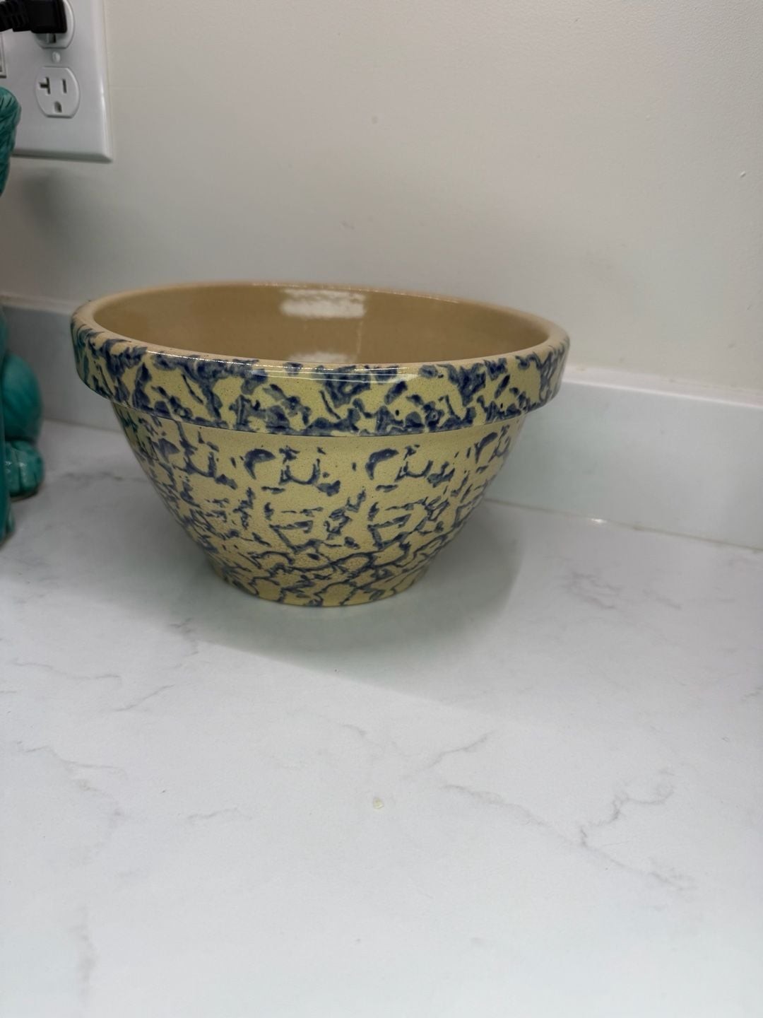 Robinson Ransbottom R.R.P. Co. Blue Spongeware Stoneware Mixing Bowl 8-Inch