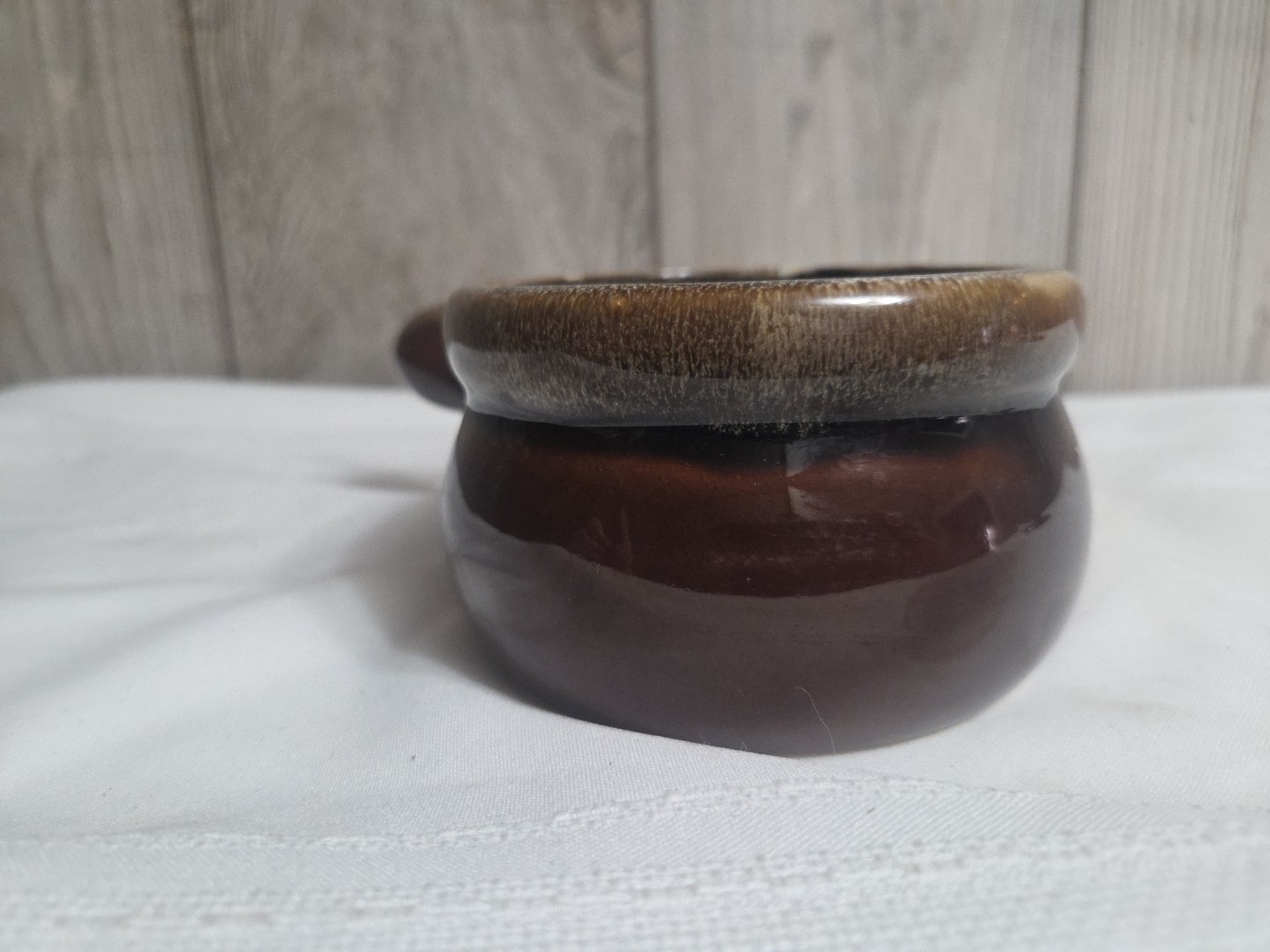 UNMARKED Pottery Brown Drip Glaze Handled SOUP / CHILI BOWL, no lid, just 1, VTG