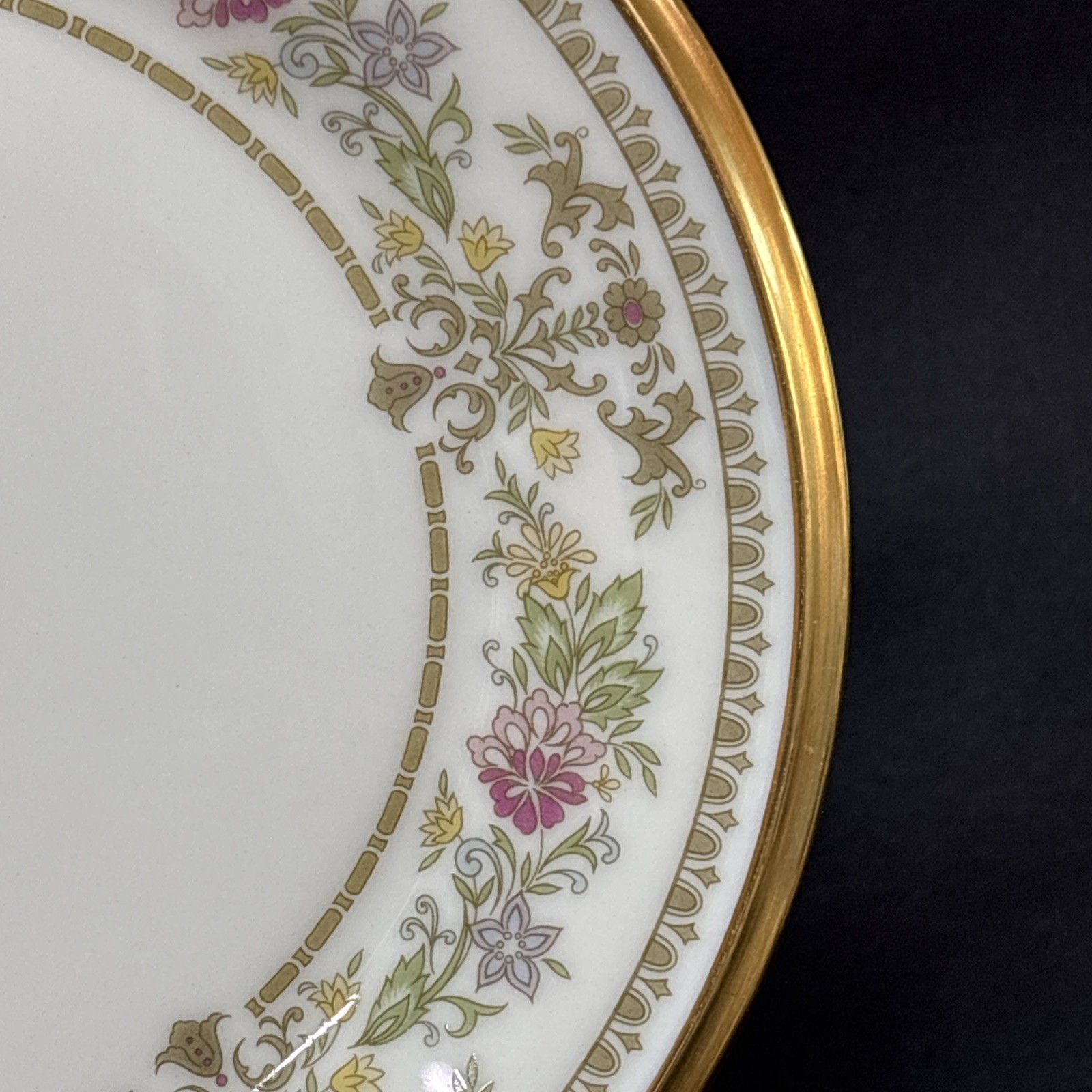 ❤ Lenox CASTLE GARDEN Bread Plate 6 3/8 Inches