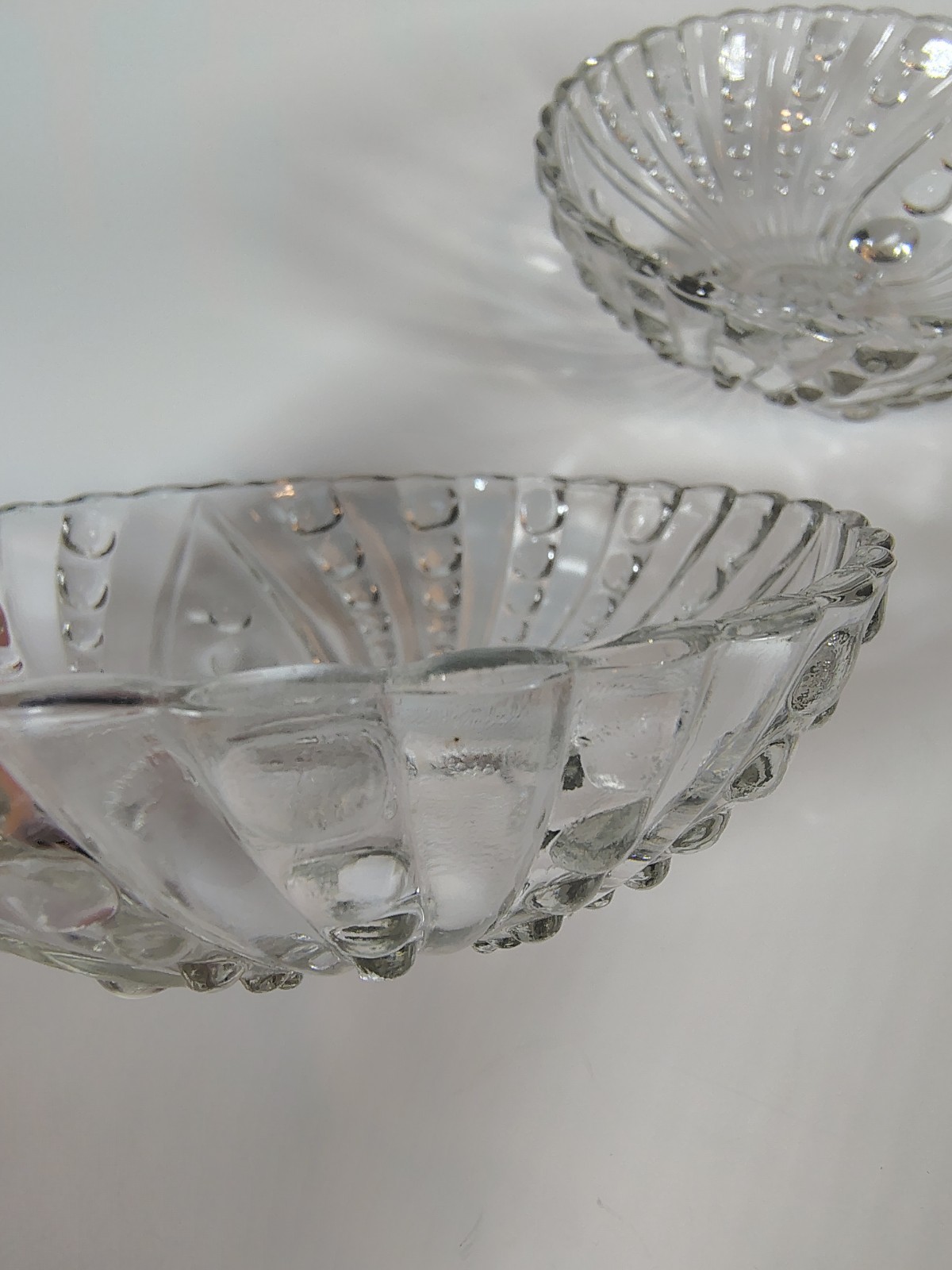 Set of 2 Vintage Clear Pressed Glass 3 Footed Dessert Berry Bowls Bubble Swirl