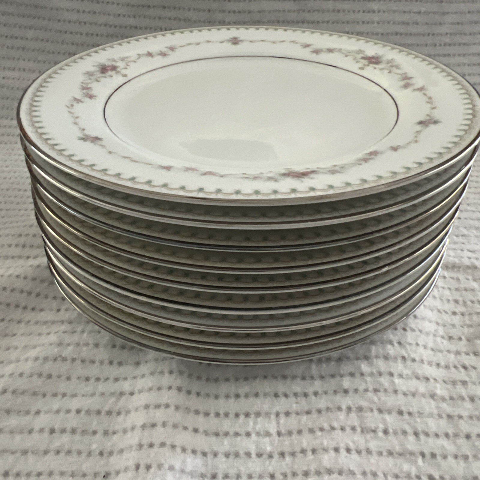 Noritake China Fairmont 6102 Dessert Plates 6.25in