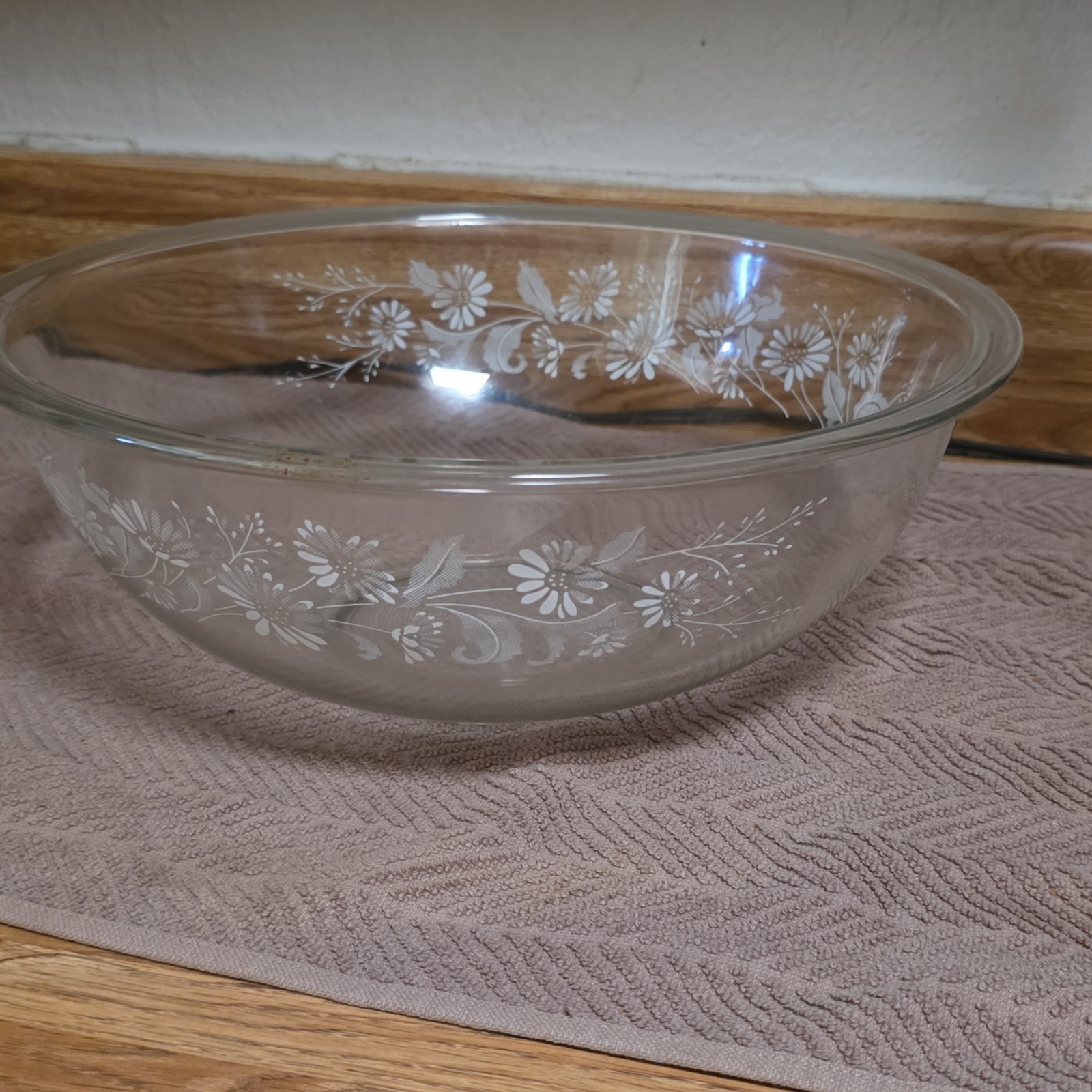 Pyrex White Lace: Colonial Mist Clear Bottom 322 Mixing Bowl 1988-199- 2 1/2 ct