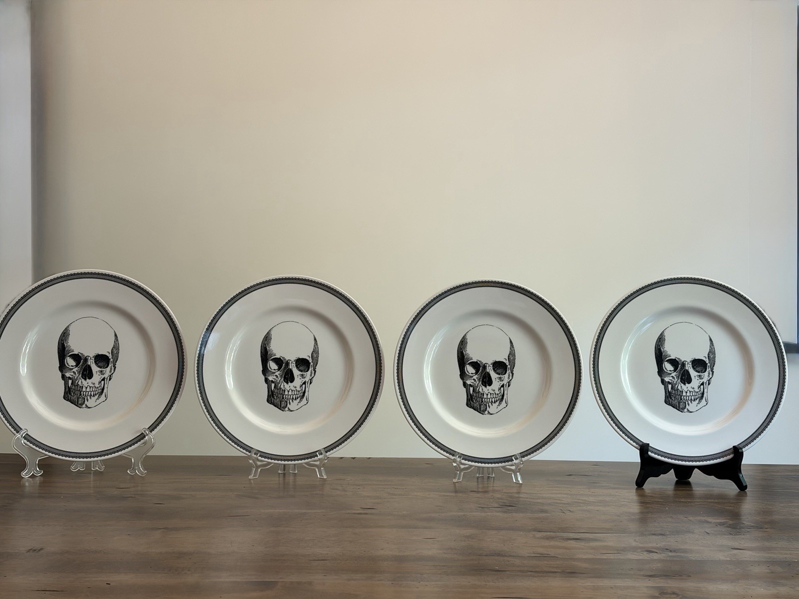 💀 Royal Stafford Skull Dinner Plate Set of 4 Made in England Halloween Plates