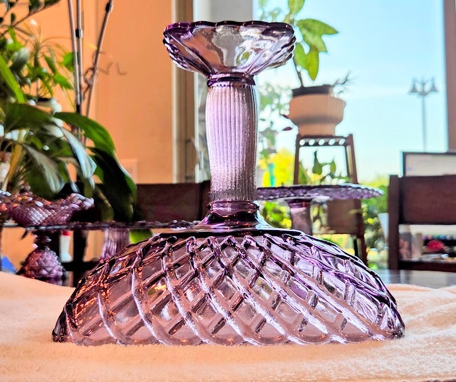 Vintage L.E. Smith Large Trellis Amethyst Purple Glass Compote Pedestal Bowl MCM