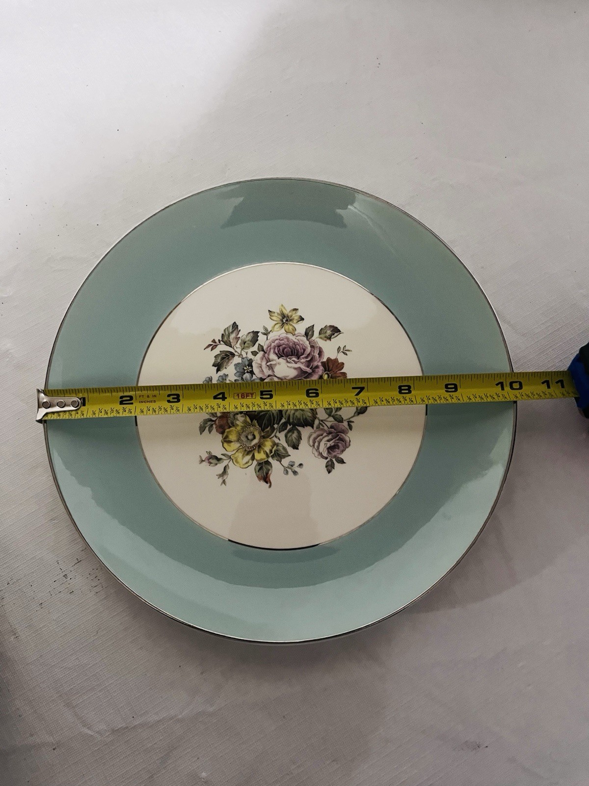Cunningham & Pickett DANUBE Dinner Plate SET of 8 FLORAL Hand Painted 10.25″