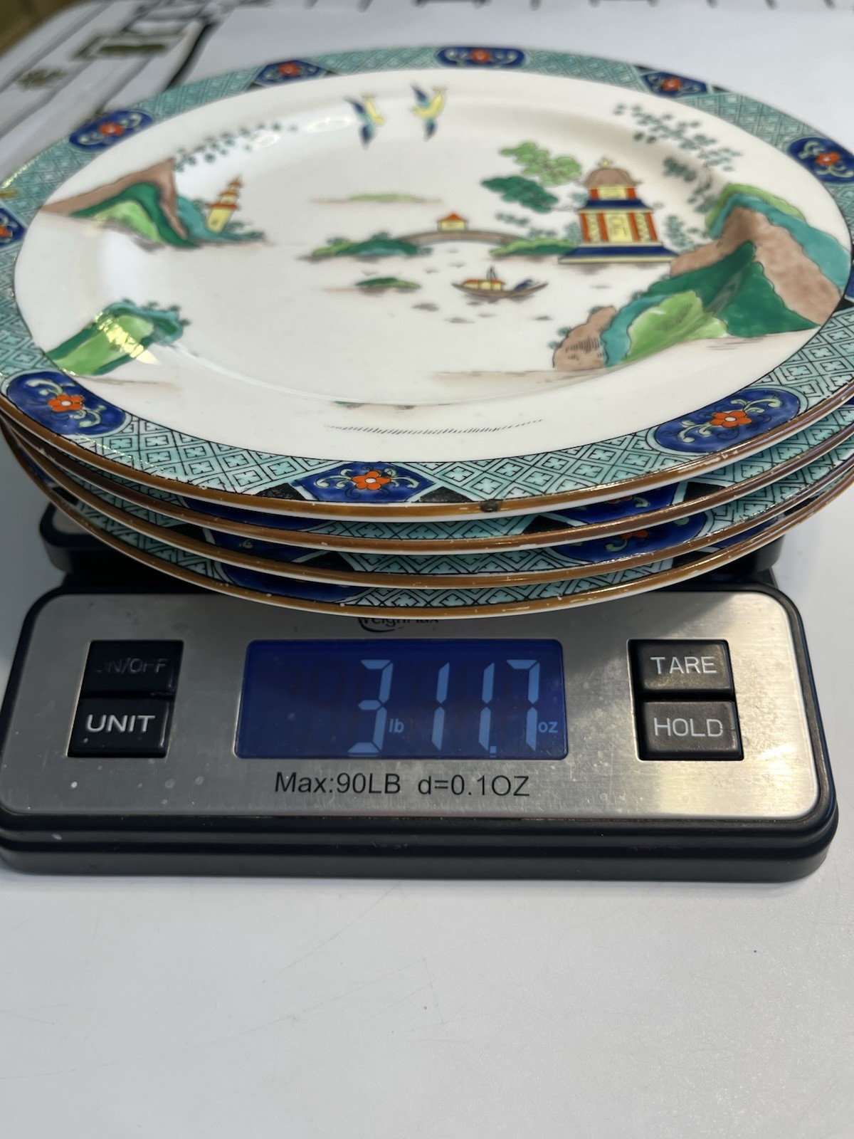 c1905-30 Aynsley Chinoiserie Chinese Waterside Bridge Pagoda 9” Plates England