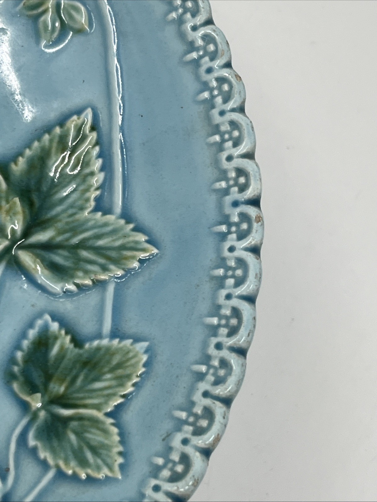 Vintage Zell Majolica Strawberry Pattern 9.25” Pedestal Plate Stand Blue Green