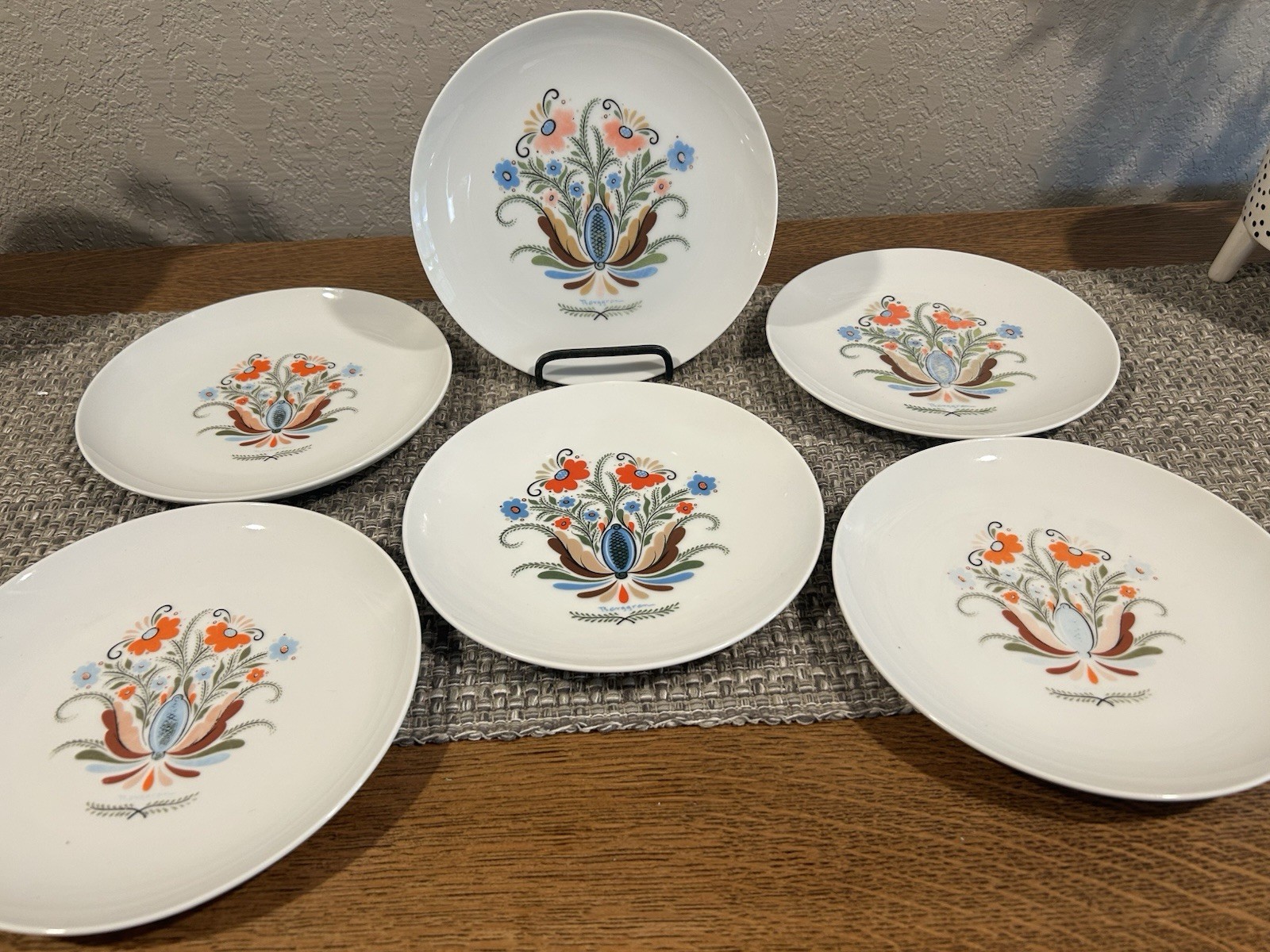Vintage Berggren Norway Scandinavian Folk Art Plates Set Of 6 – 7.5”