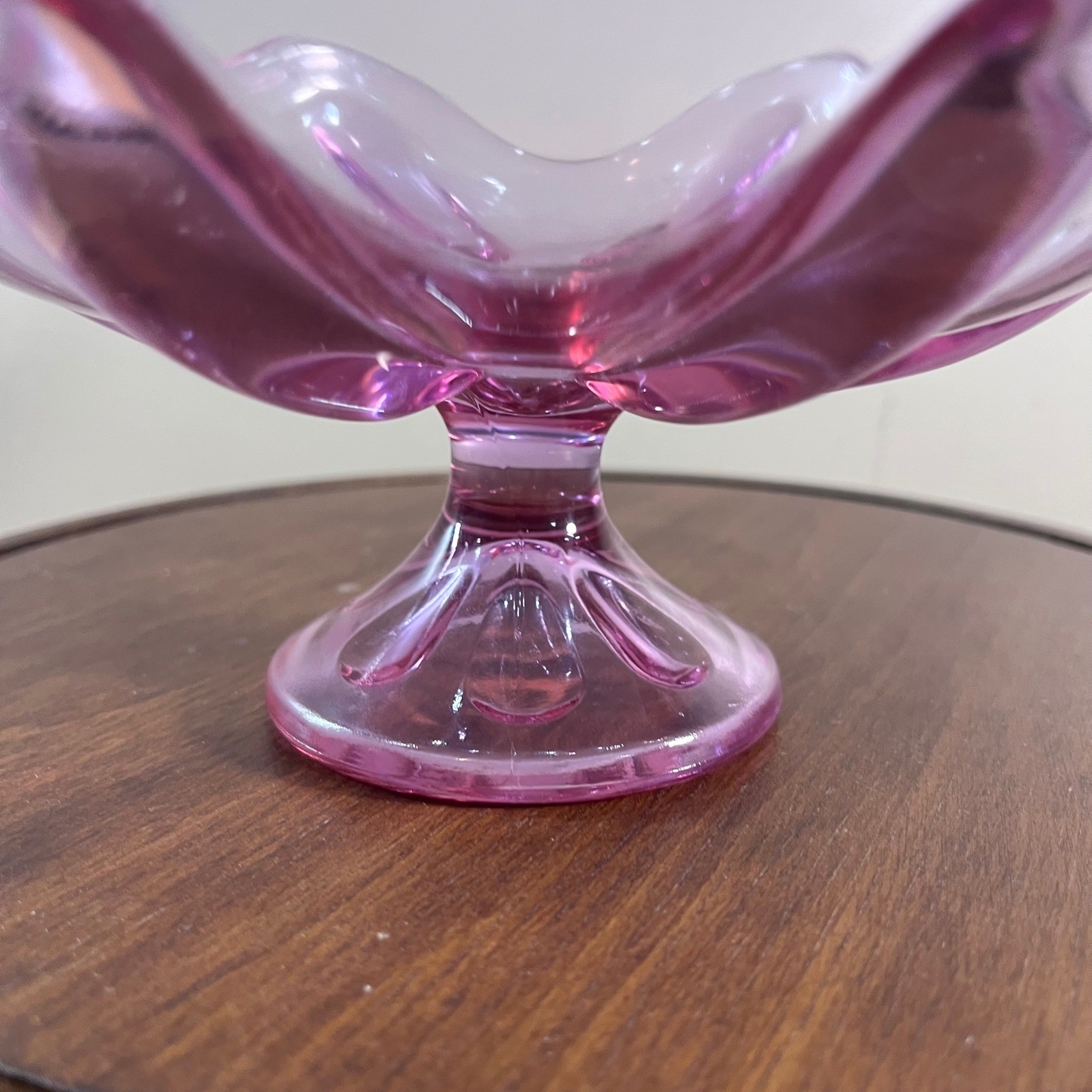 Vtg Viking Glass Epic Teaberry Pink 6 Petal Crimped Compote Candy Dish MCM 7″
