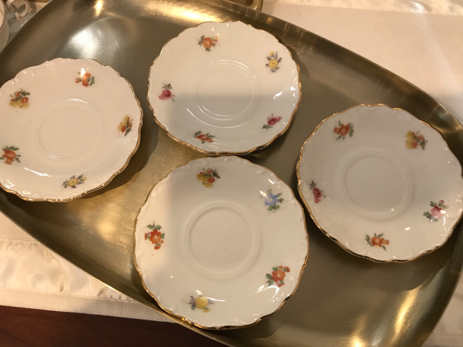 VTG Mitterteich Bavaria Meissen Floral Teacup & Saucer, Set of 4, Gold trim EUC