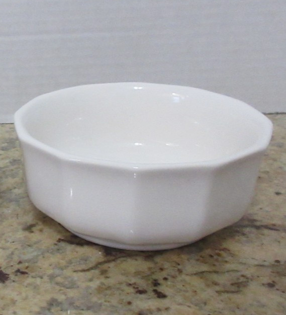“HERITAGE” White Pfaltzgraff USA Fruit/Dessert/Sauce Bowl- 4 7/8” (2 Available)