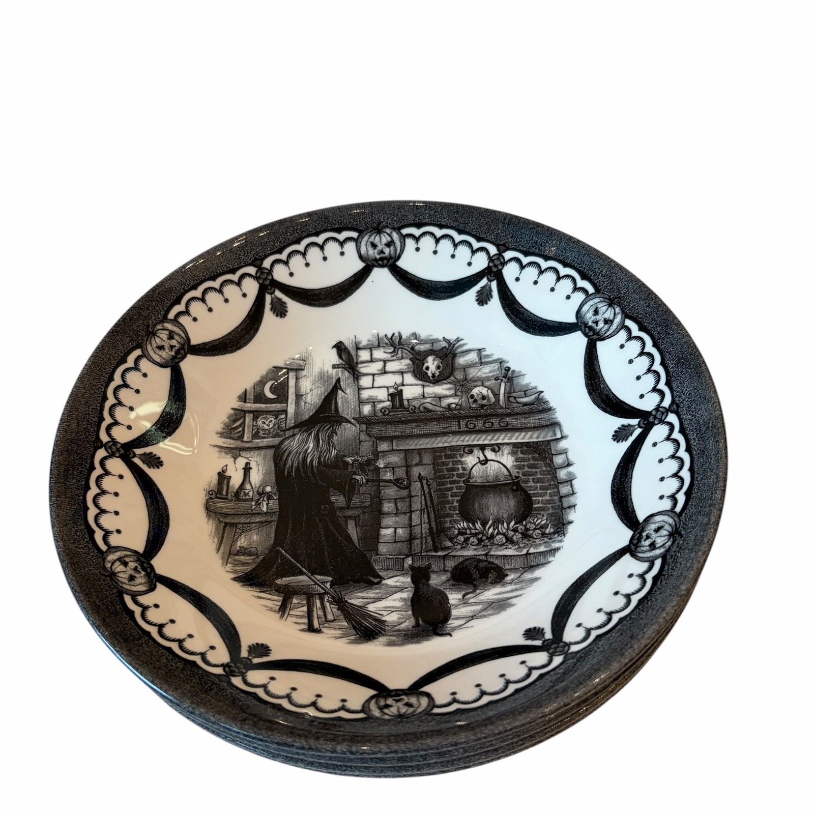 Royal Stafford HALLOWEEN HOME Cereal Bowls 7.75in Set of 4 Ceramic Spooky New