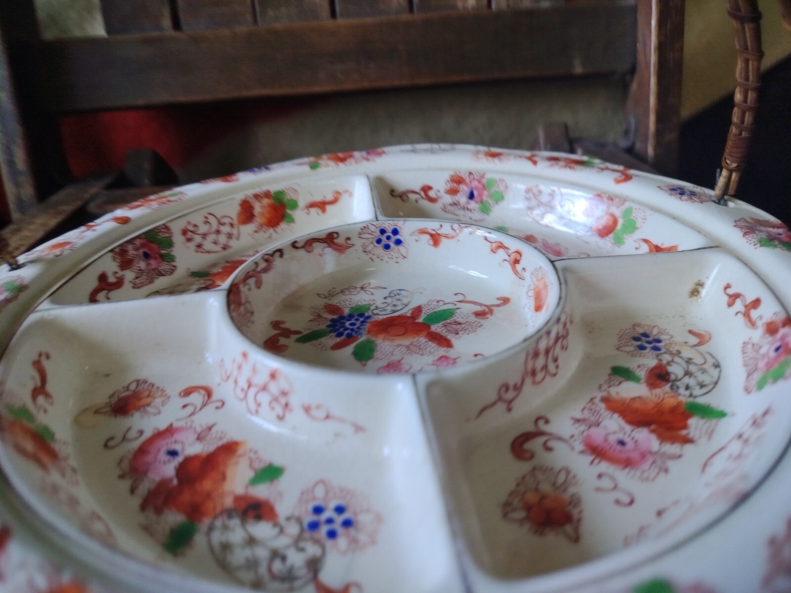 Antique Divided Serving Dish Floral Round Tray Wicker Handle Imari Japan 1940’s