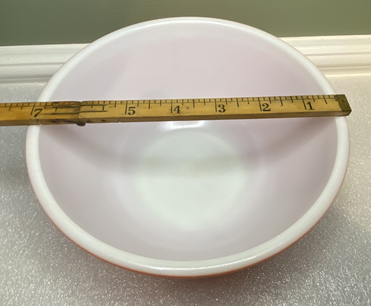 Vintage Pyrex Red 1-1/2 Quart Mixing/Nesting Bowl “No Number” (402) 1940’s
