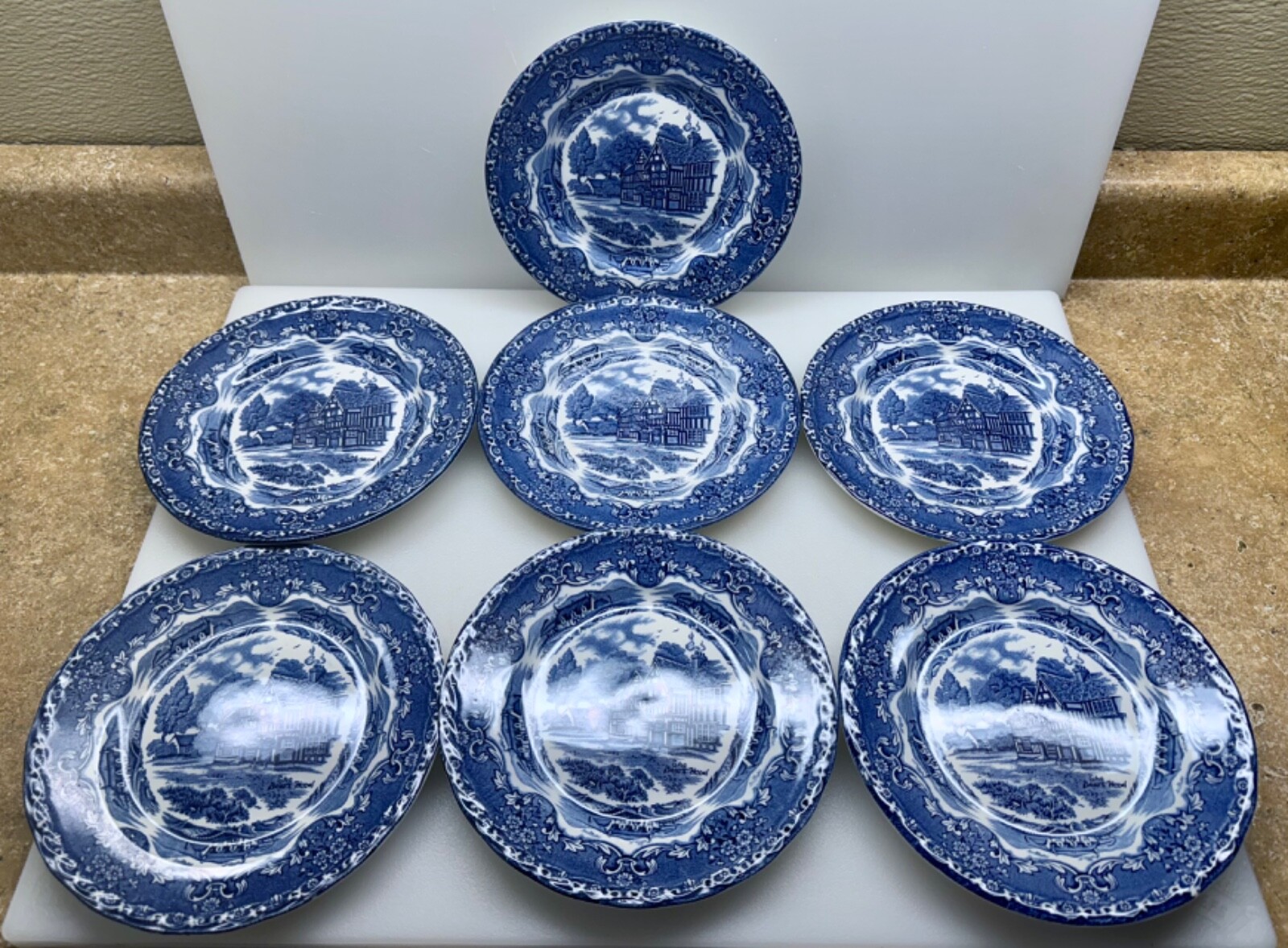 ELEGANT DINING 7- 7″ ENGLISH COUNTRY INN BLUE GRINDLEY SALAD DESSERT PIE PLATES