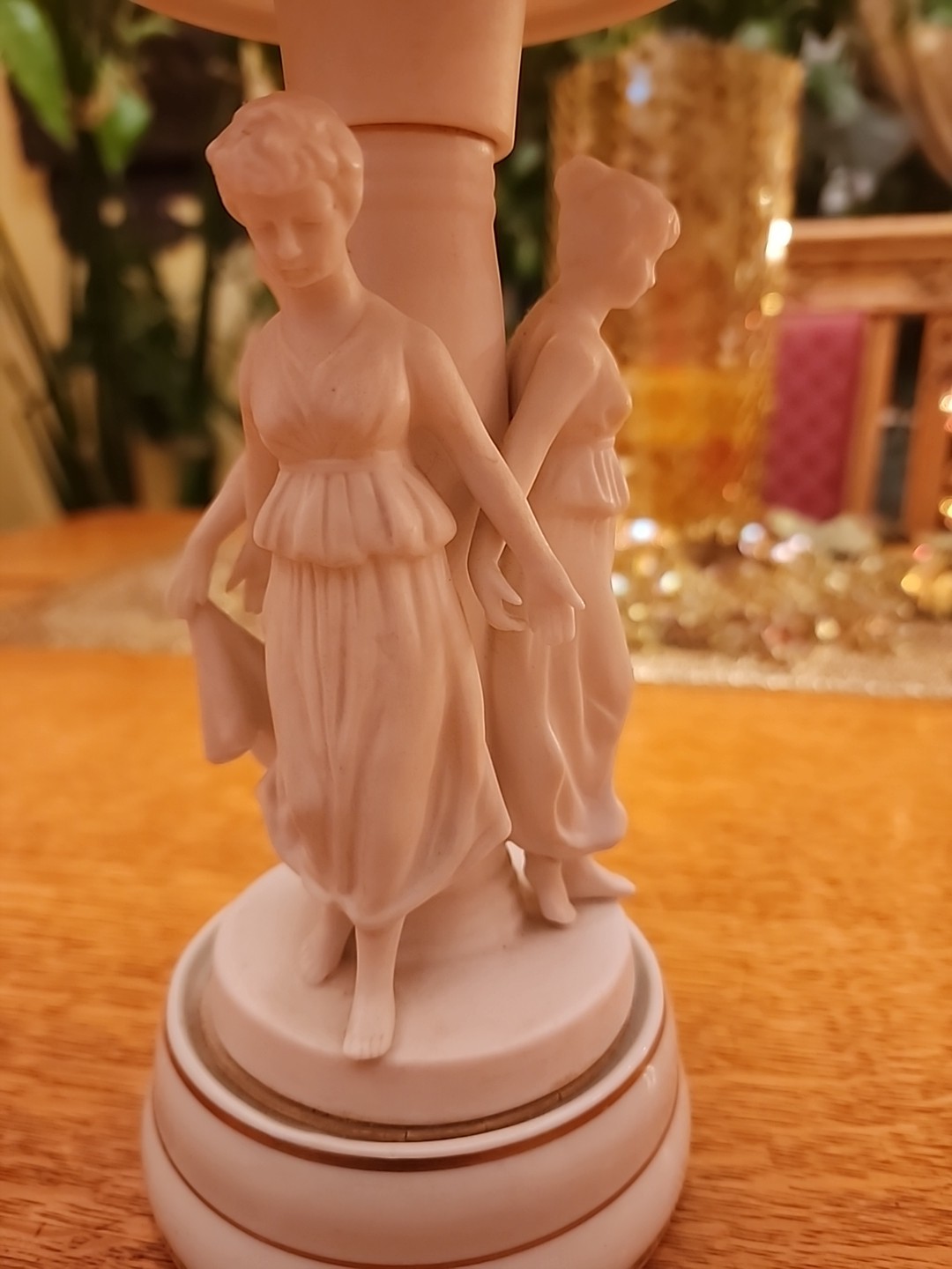 ARDALT Neoclassical Porcelain Center Piece 7371 Lenwile China Japan 10″ Tall