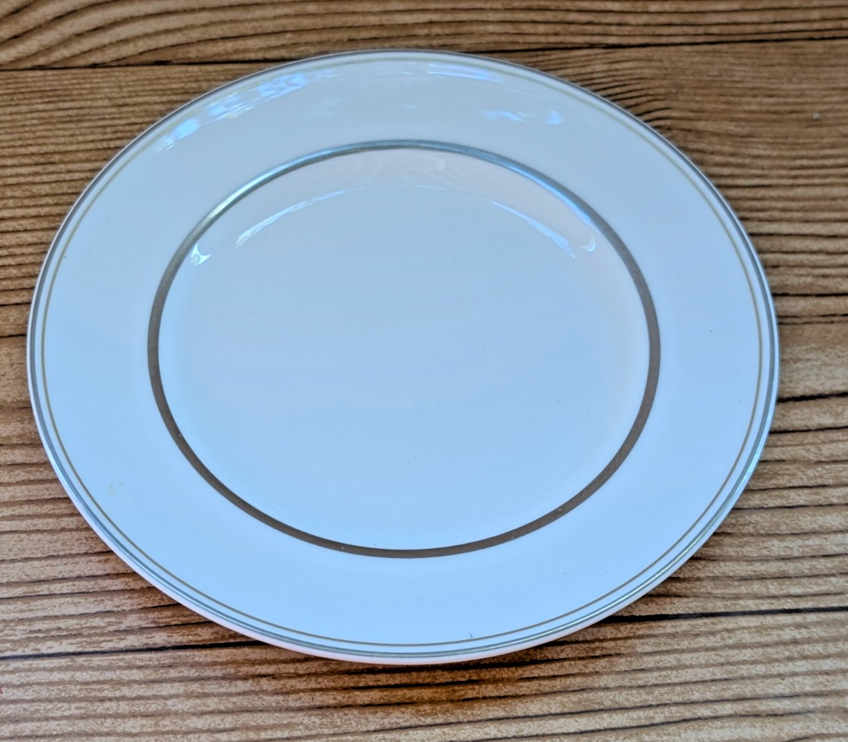 Vera Wang Fidelity Wedgwood Bread and Butter Plate Bone China Platinum Trim