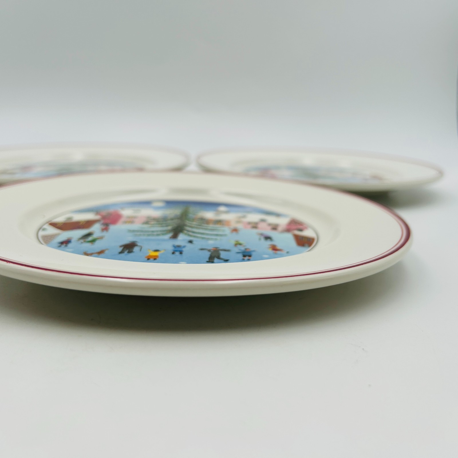 Villeroy & Boch Naif Christmas Set Of 3 Salad Plates 8 inch Excellent Condition
