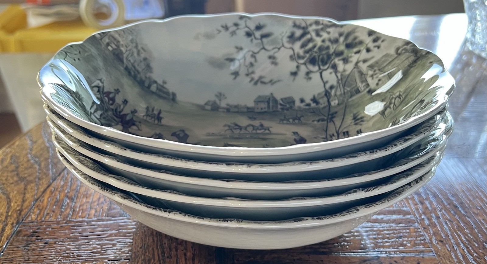 Johnson Bros Tally Ho Oval Vegetable Dish 7” x 9”. Mint Condition. 2 Available.