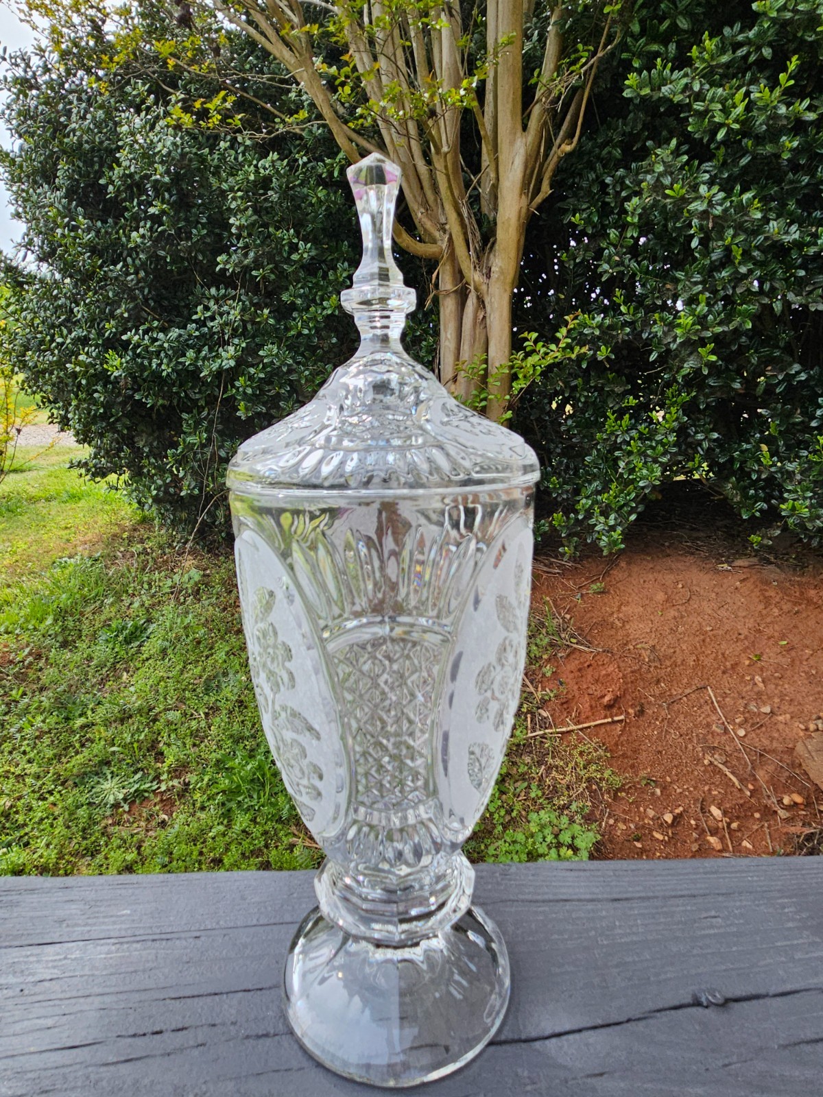Apothecary Jar Lidded Etched Floral Patterns 14″ Crystal D’Adriana of Yugoslavia