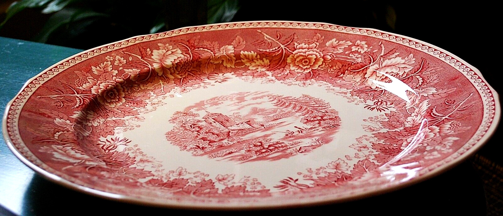 Vtg ‘LANDSCAPE RED’ 14″ Round Chop Plate Platter ARABIA FINLAND Transferware Exc
