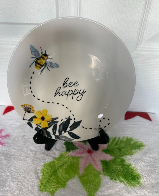 Royal Norfolk Bee Happy 7.5” Stoneware Appetizer Salad Plates