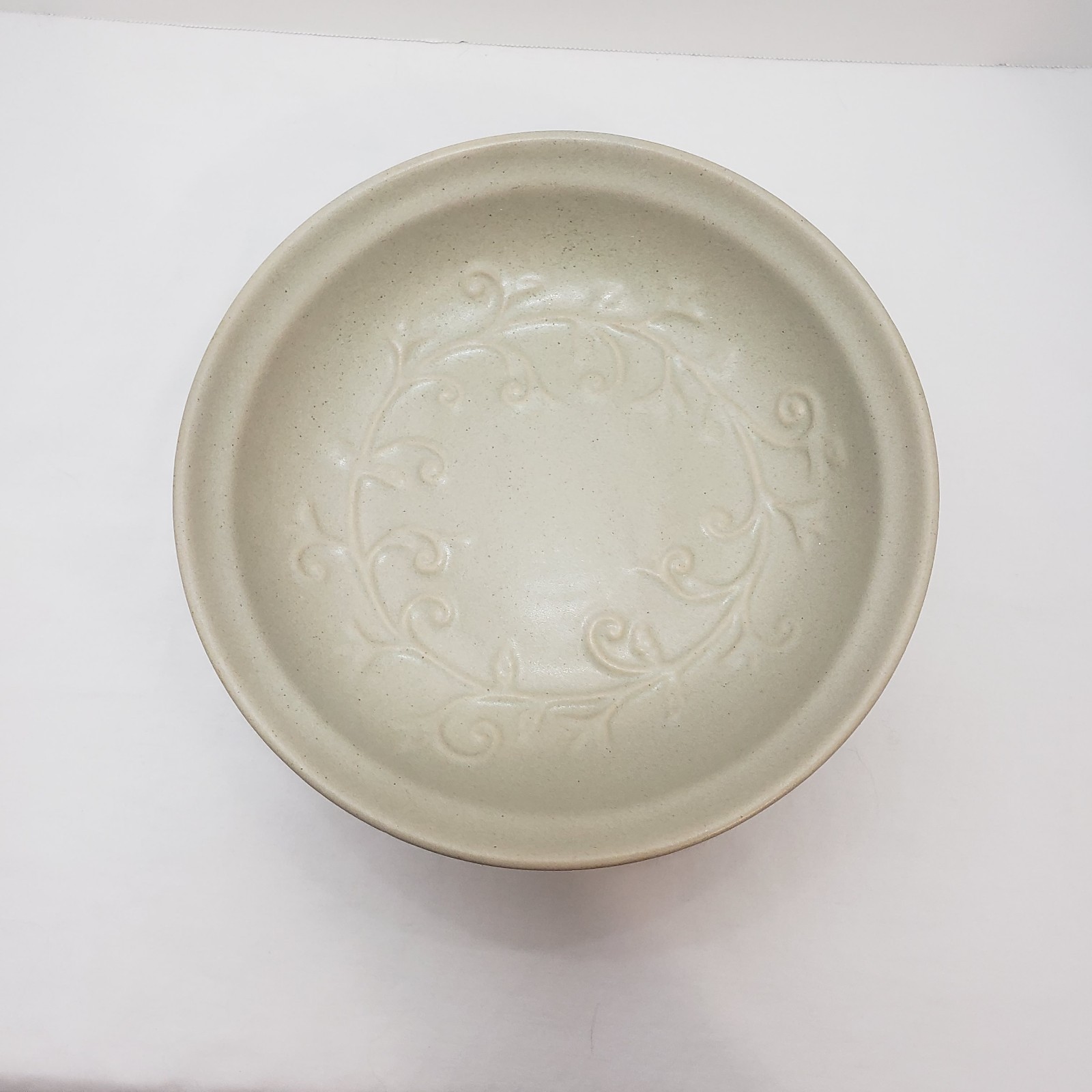 Vintage Pedestal Light Tan Fruit Bowl Ceramic