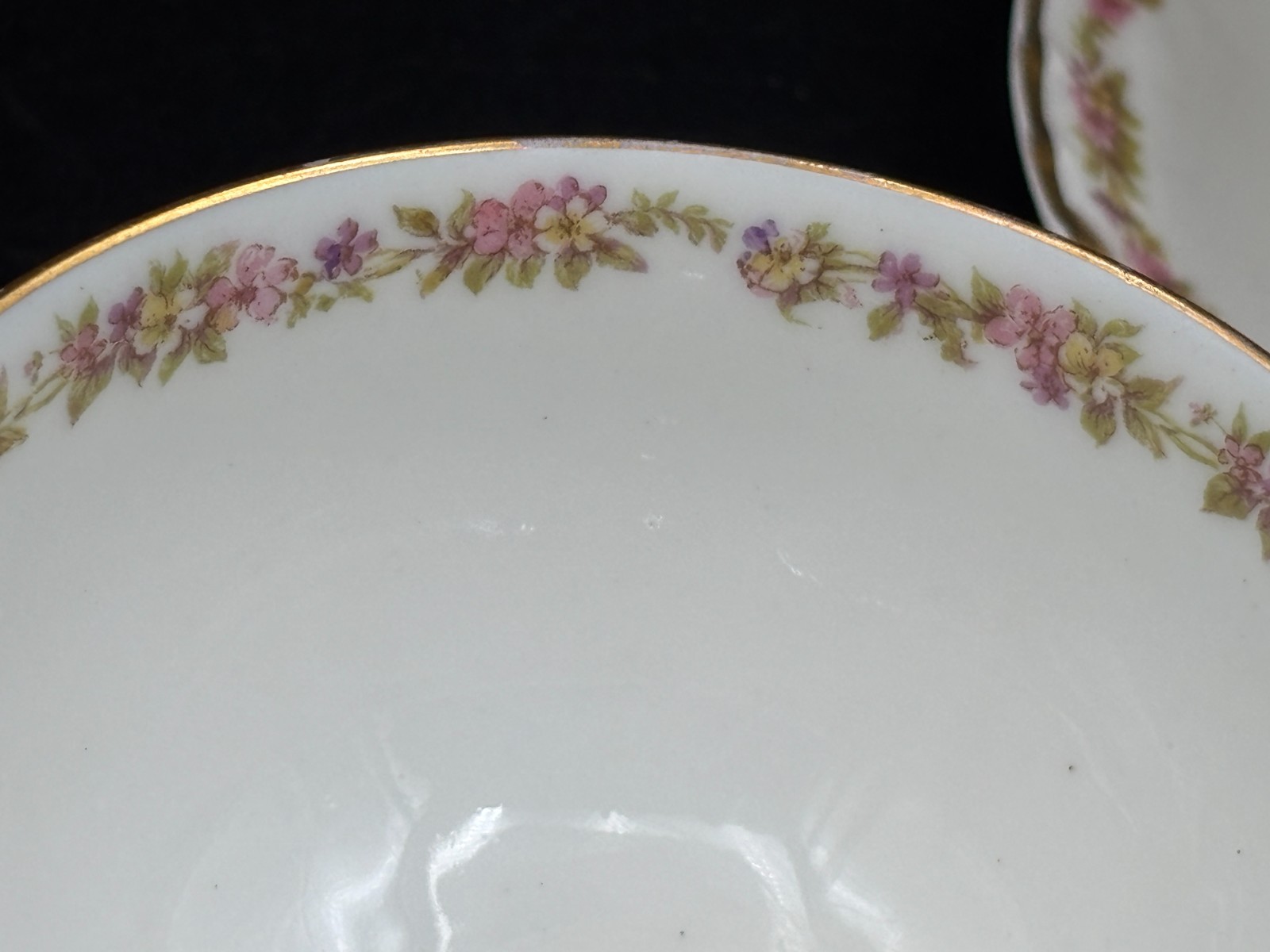 Haviland “SCHLEIGER 524″ Germany ~ Set of 3 ~ Cups & Saucers ~ 2” Tall