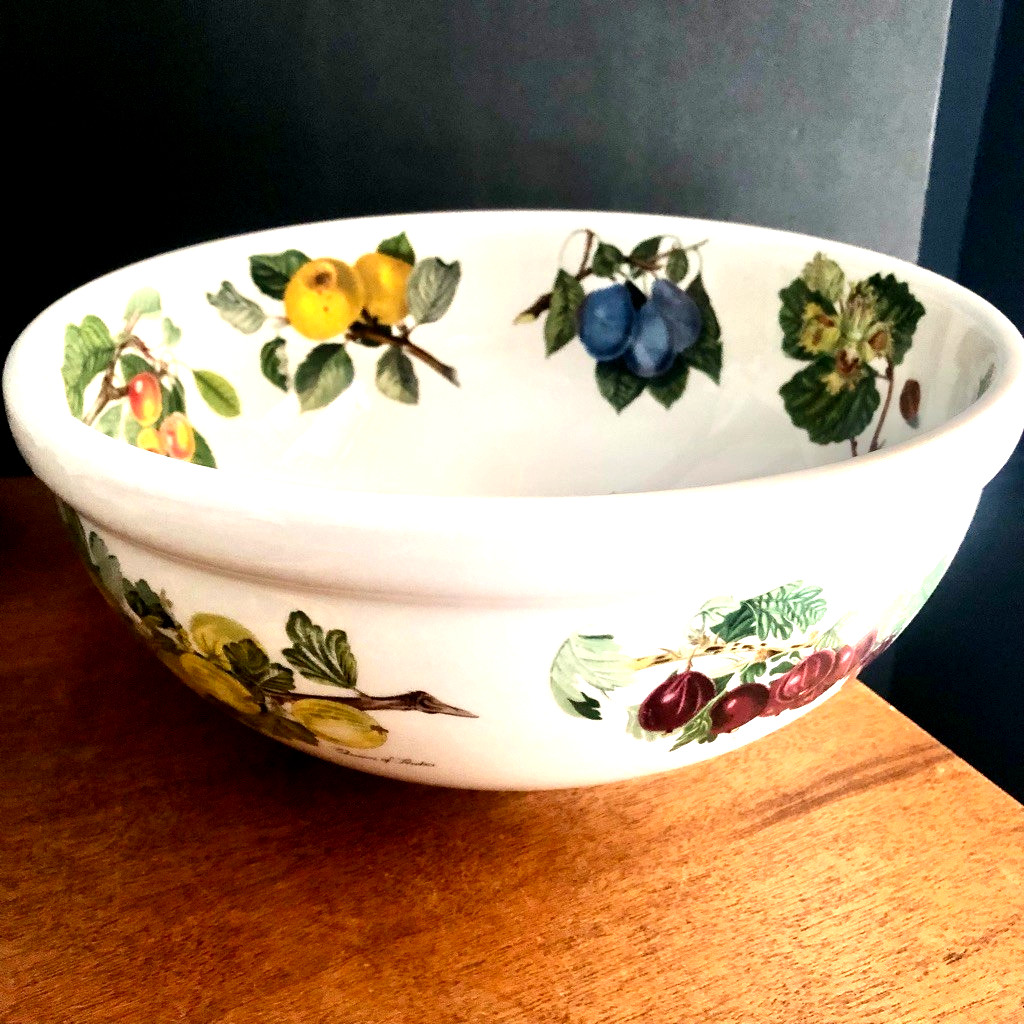PORTMEIRION Pomona Large SERVING / Mix BOWL “Goddess of Fruit” 11″ x 5″ England